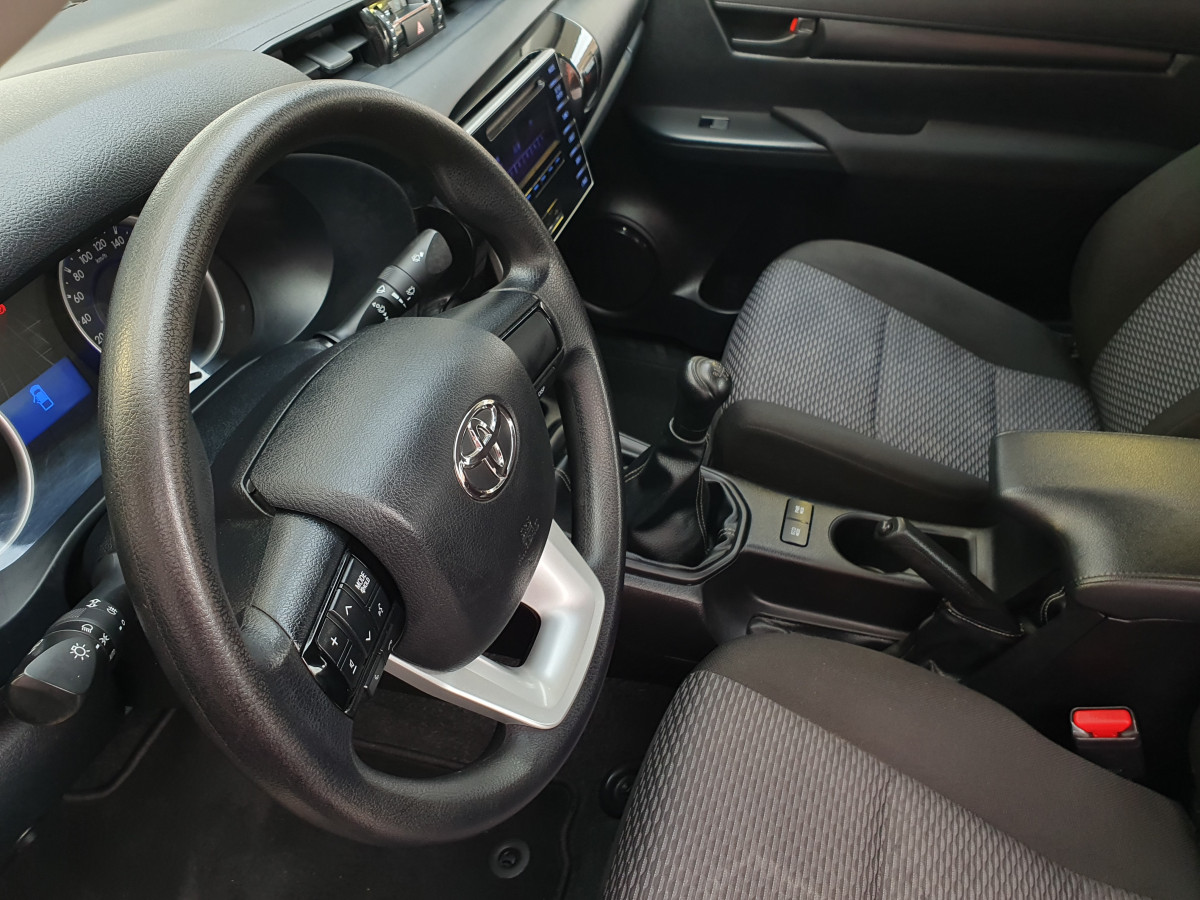 TOYOTA HILUX 2.4 D4D 4X4 3L