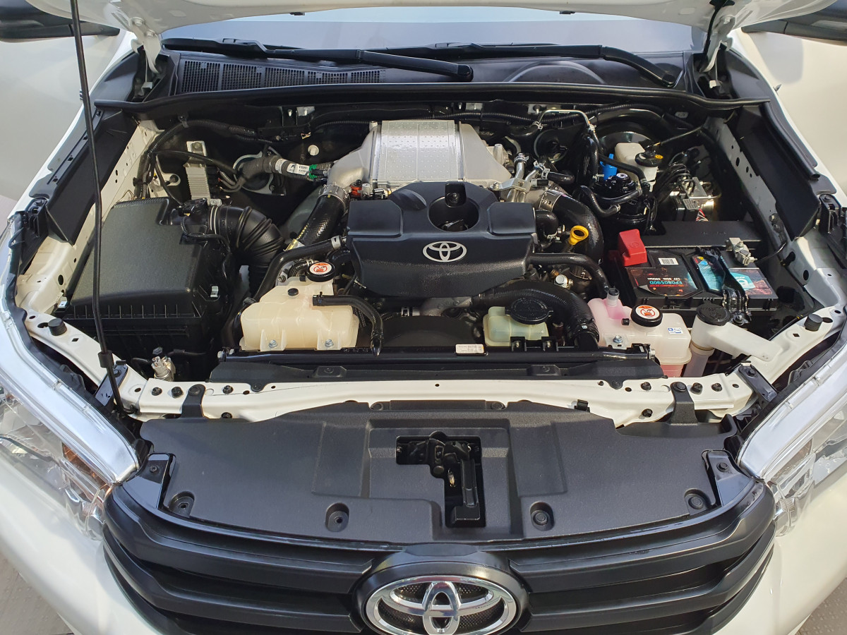 TOYOTA HILUX 2.4 D4D 4X4 3L