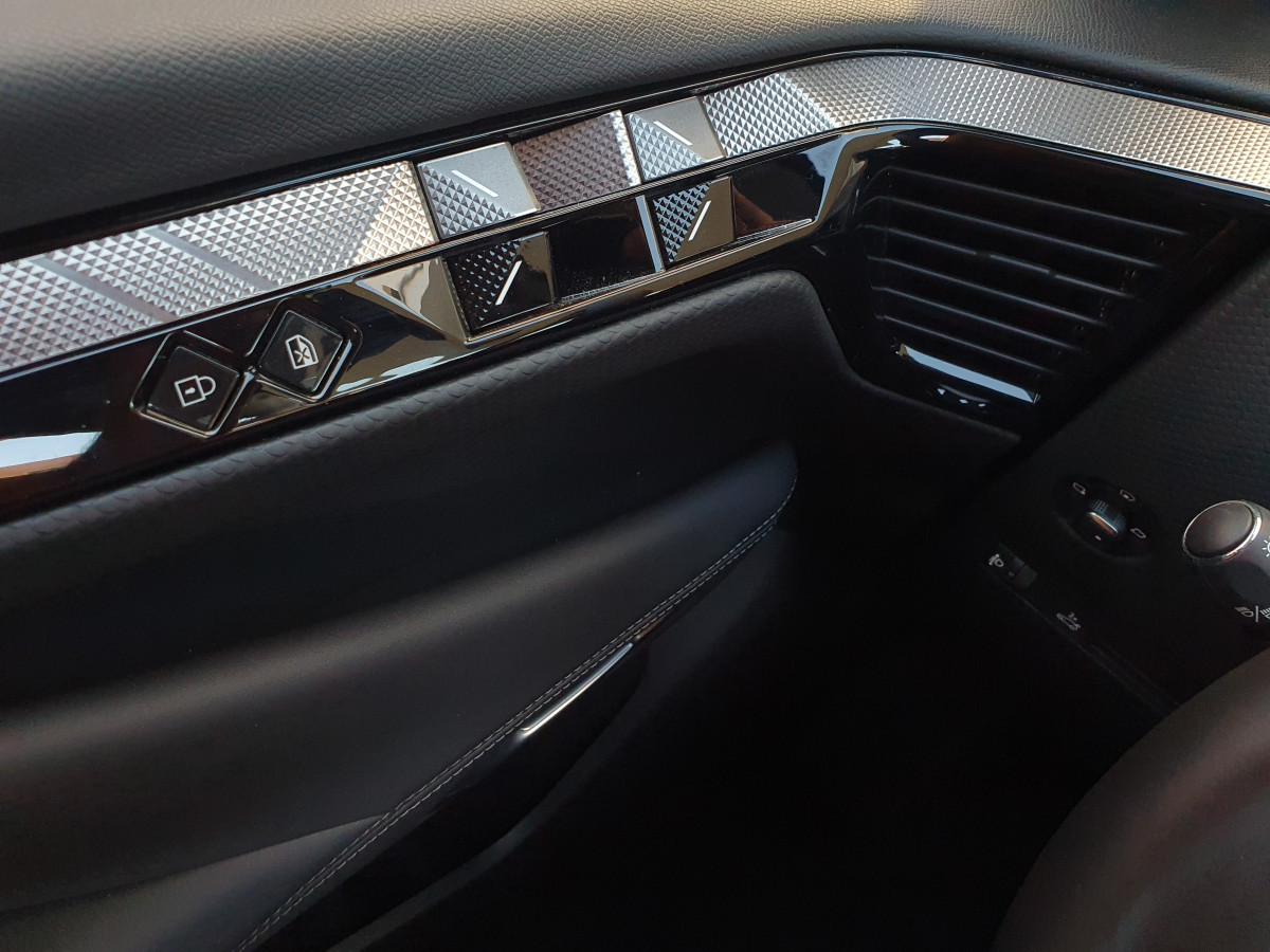 DS DS4 1.2 PURETECH PERFORMANCE LINE