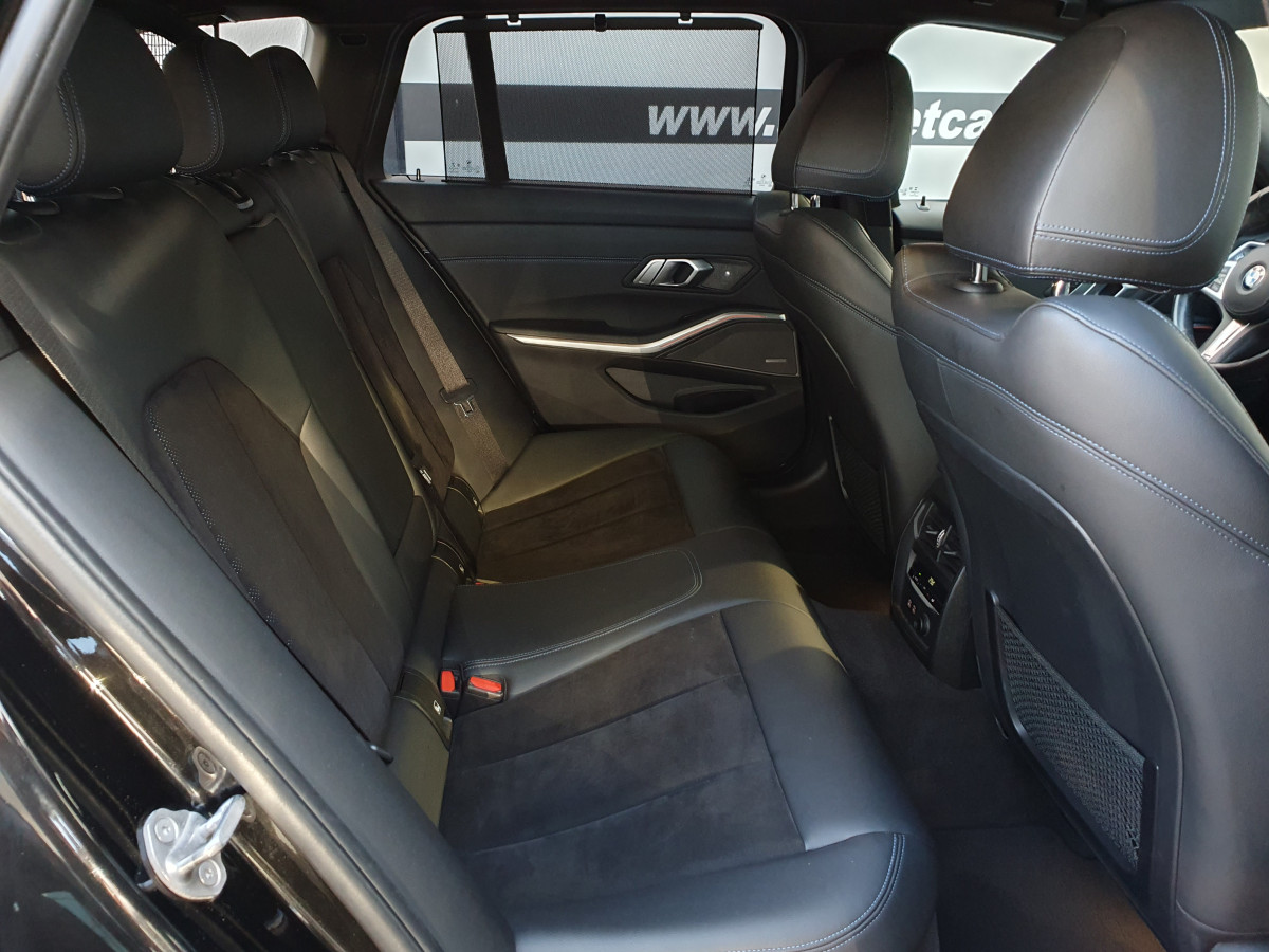BMW 318 D TOURING PACK M