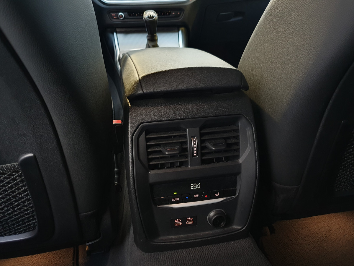 BMW 318 D TOURING PACK M