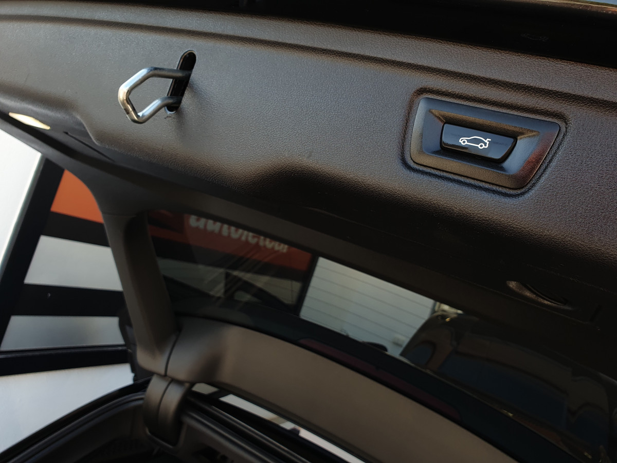 BMW 318 D TOURING PACK M