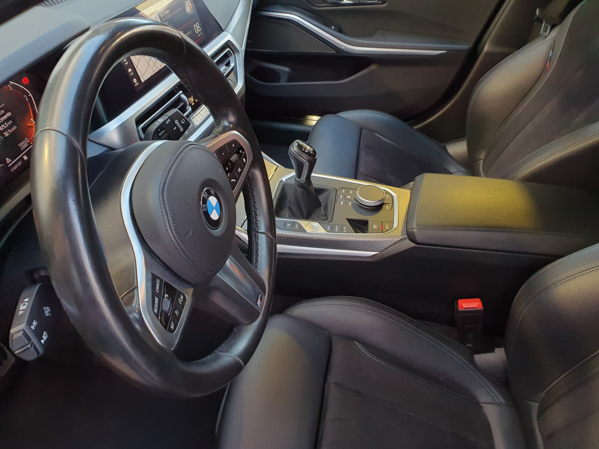 BMW 318 D TOURING PACK M