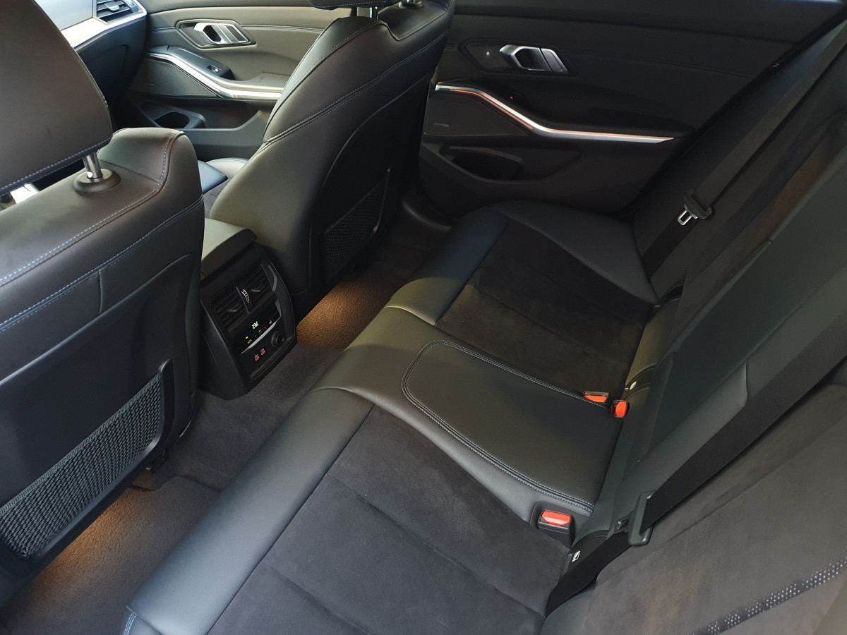 BMW 318 D TOURING PACK M