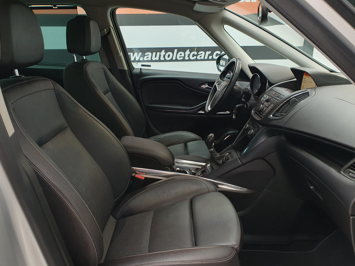 OPEL ZAFIRA TOURER 1.6 CDTI EXECUTIVE