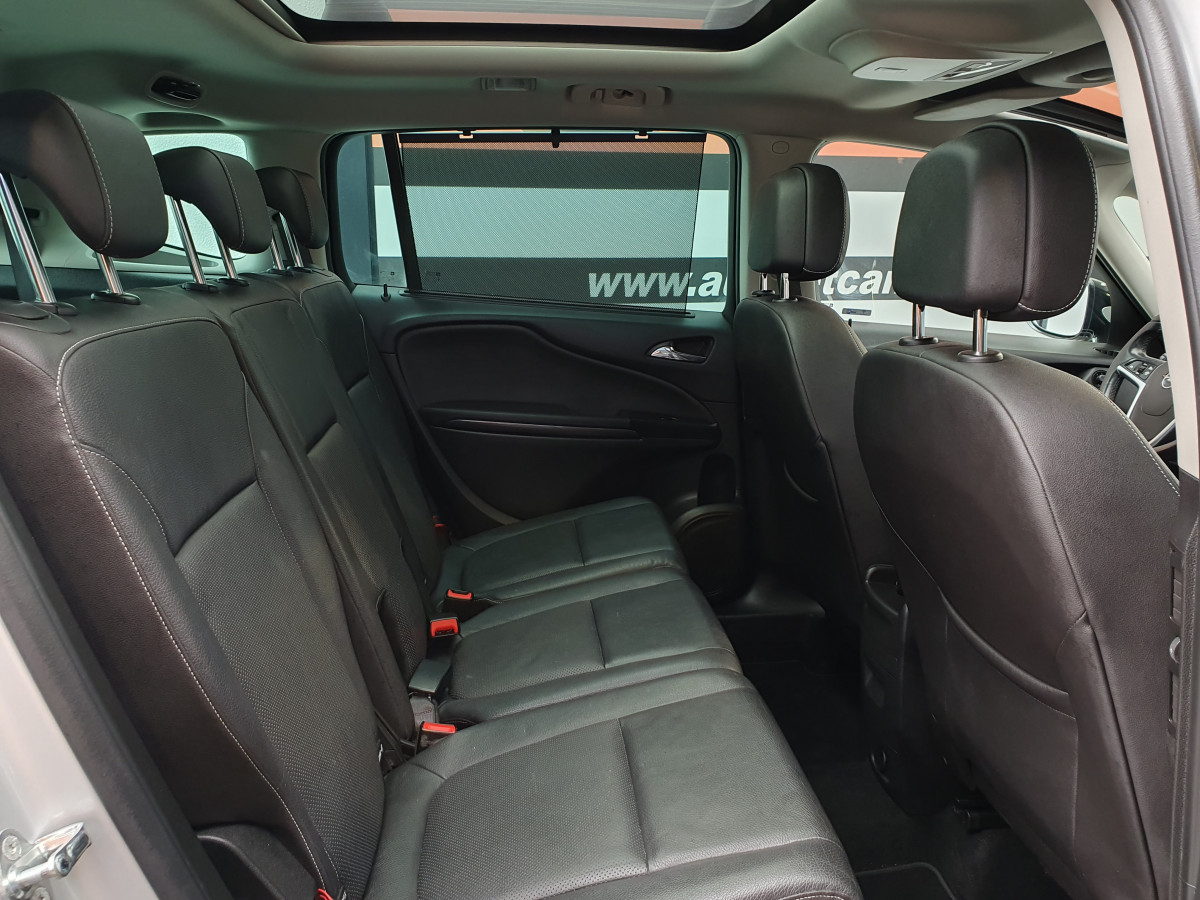 OPEL ZAFIRA TOURER 1.6 CDTI EXECUTIVE