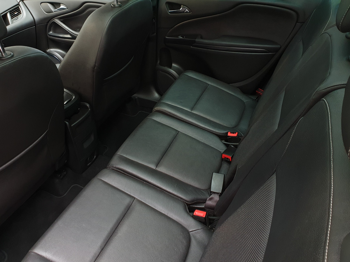 OPEL ZAFIRA TOURER 1.6 CDTI EXECUTIVE