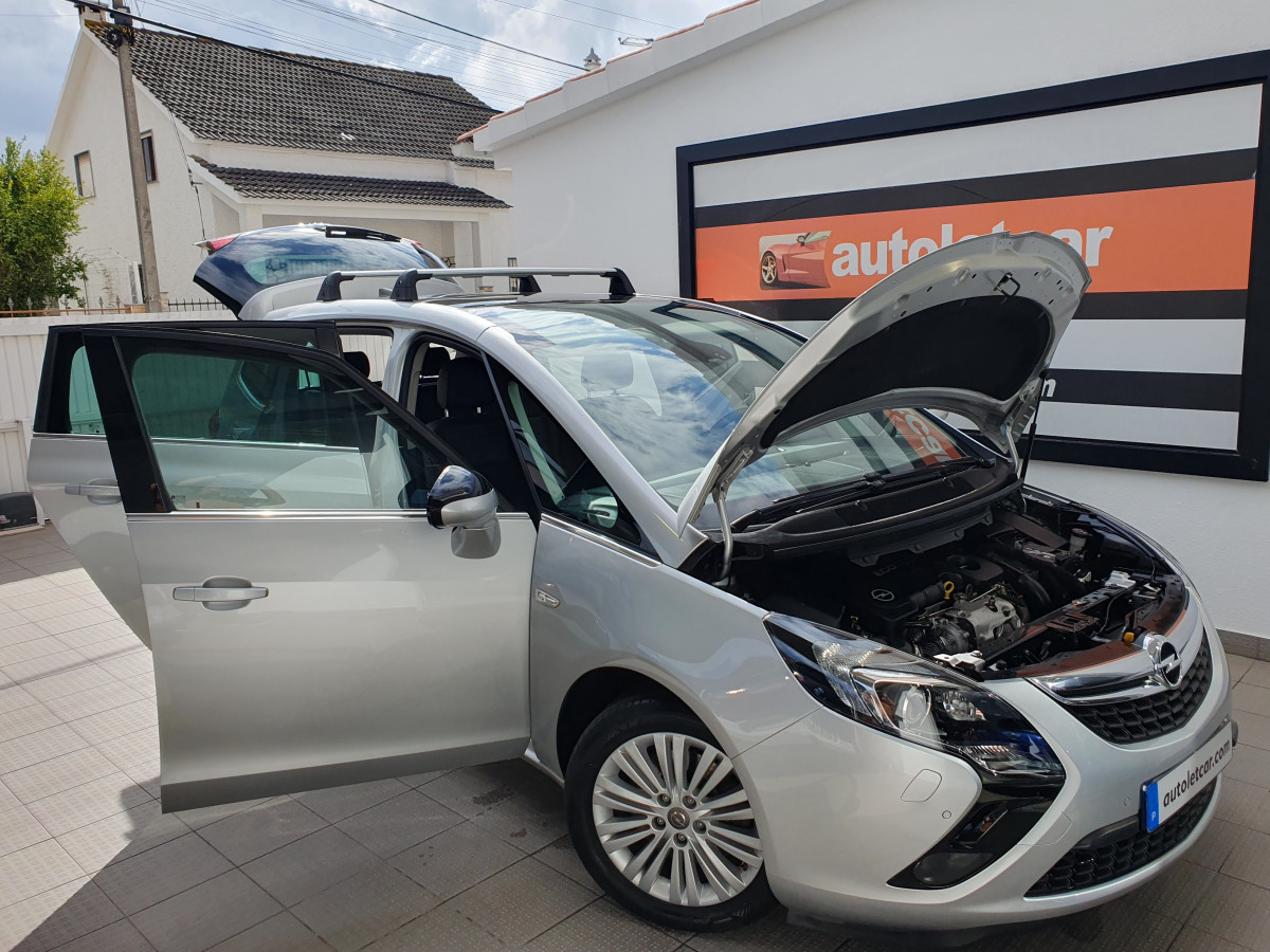 OPEL ZAFIRA TOURER 1.6 CDTI EXECUTIVE