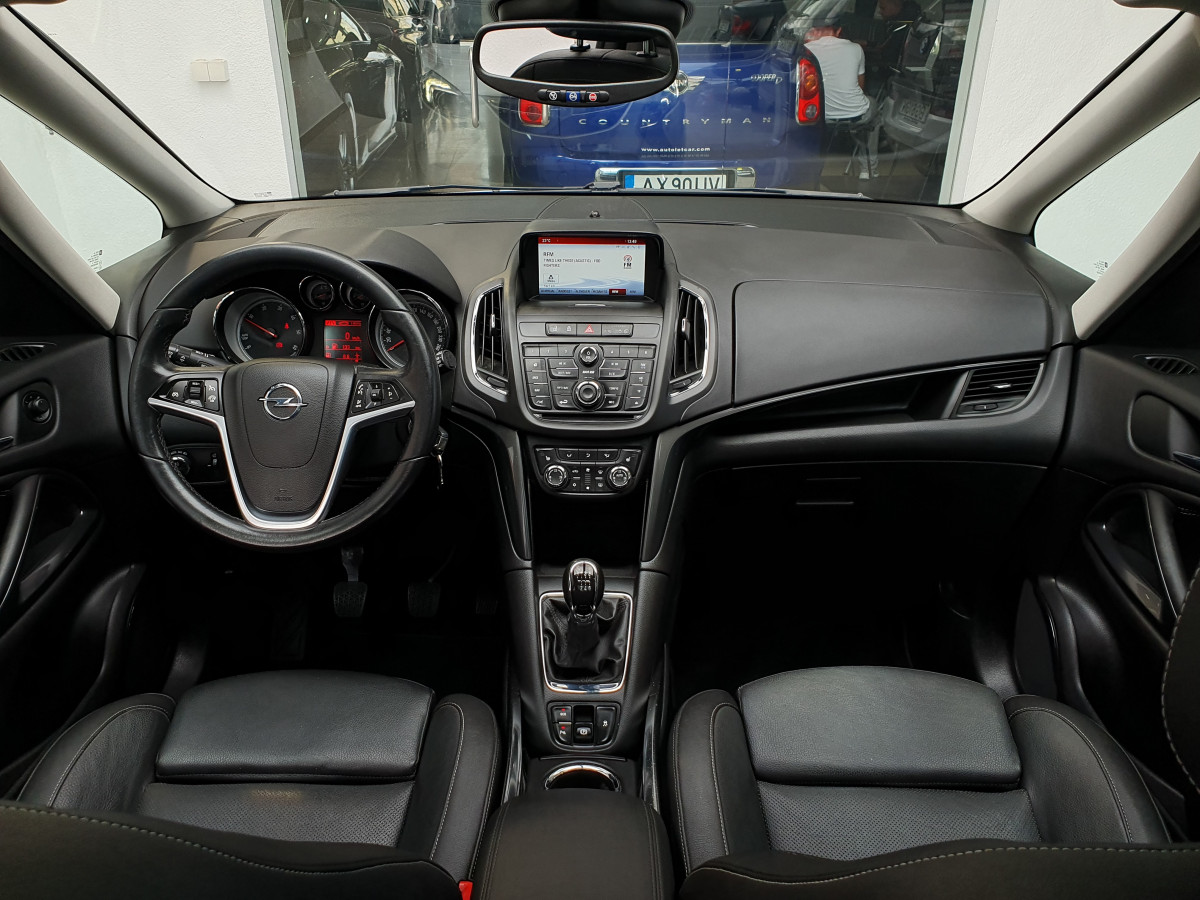 OPEL ZAFIRA TOURER 1.6 CDTI EXECUTIVE