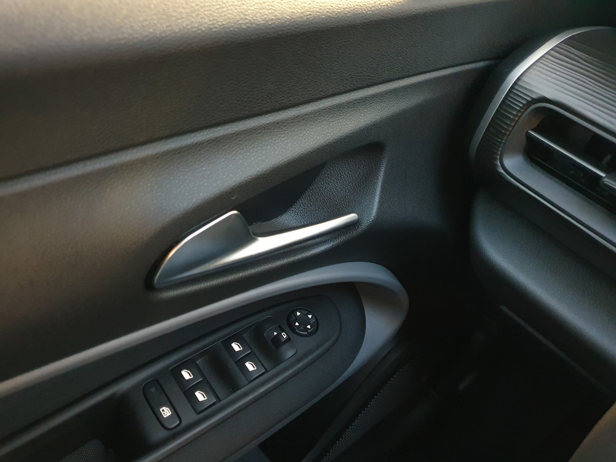 JEEP AVENGER 1.2 GSE ALTITUDE