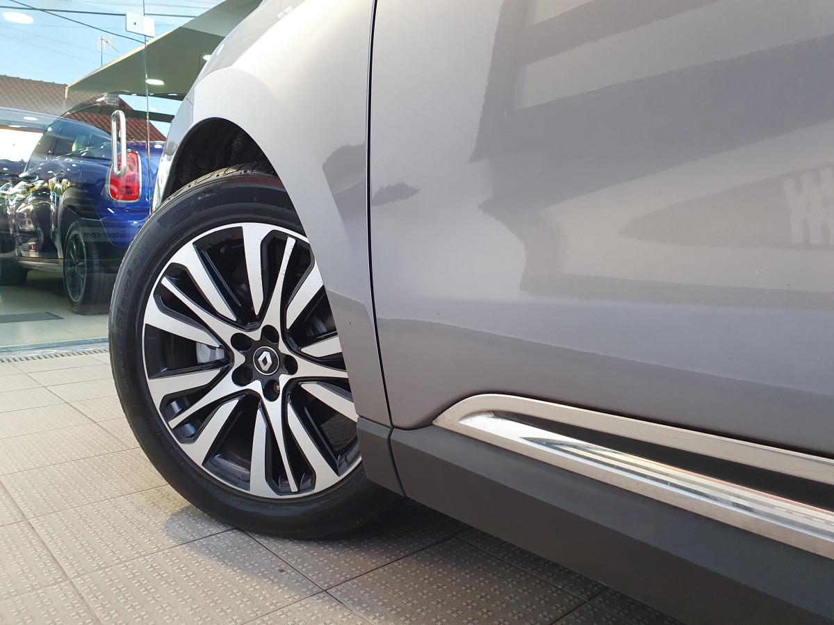 RENAULT ESPACE 1.6 DCI INITIALE PARIS 4CONTROL 7L AUTO