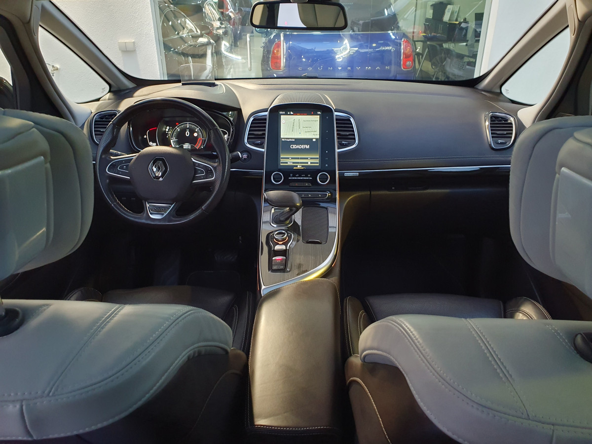 RENAULT ESPACE 1.6 DCI INITIALE PARIS 4CONTROL 7L AUTO