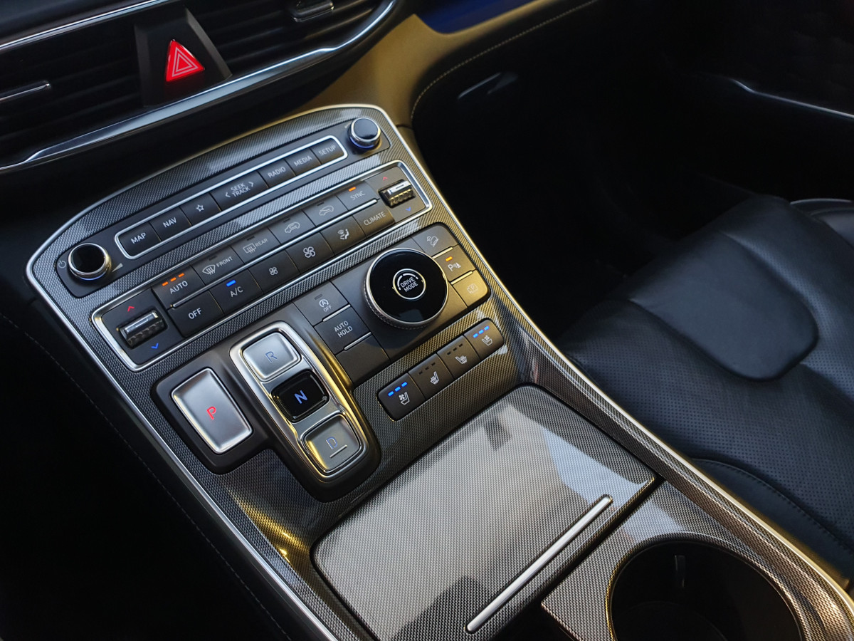 HYUNDAI SANTA FE 2.2 CRDI VANGUARD LUXURY 7L AUTO