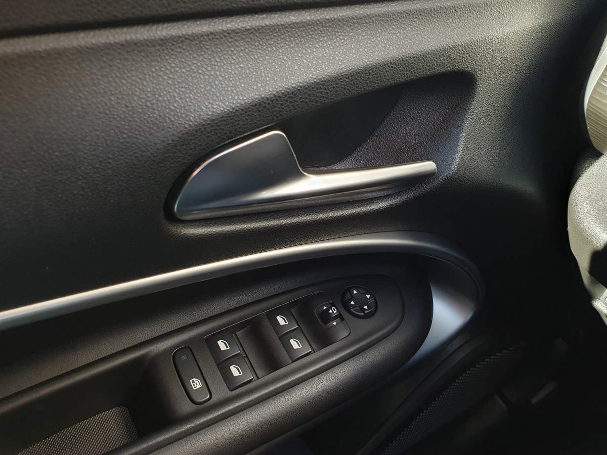 JEEP AVENGER 1.2 GSE ALTITUDE