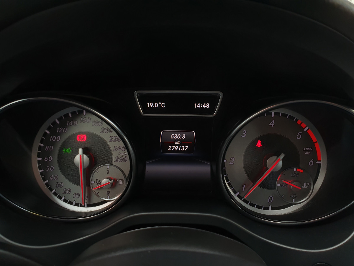 MERCEDES CLA 180 CDI URBAN