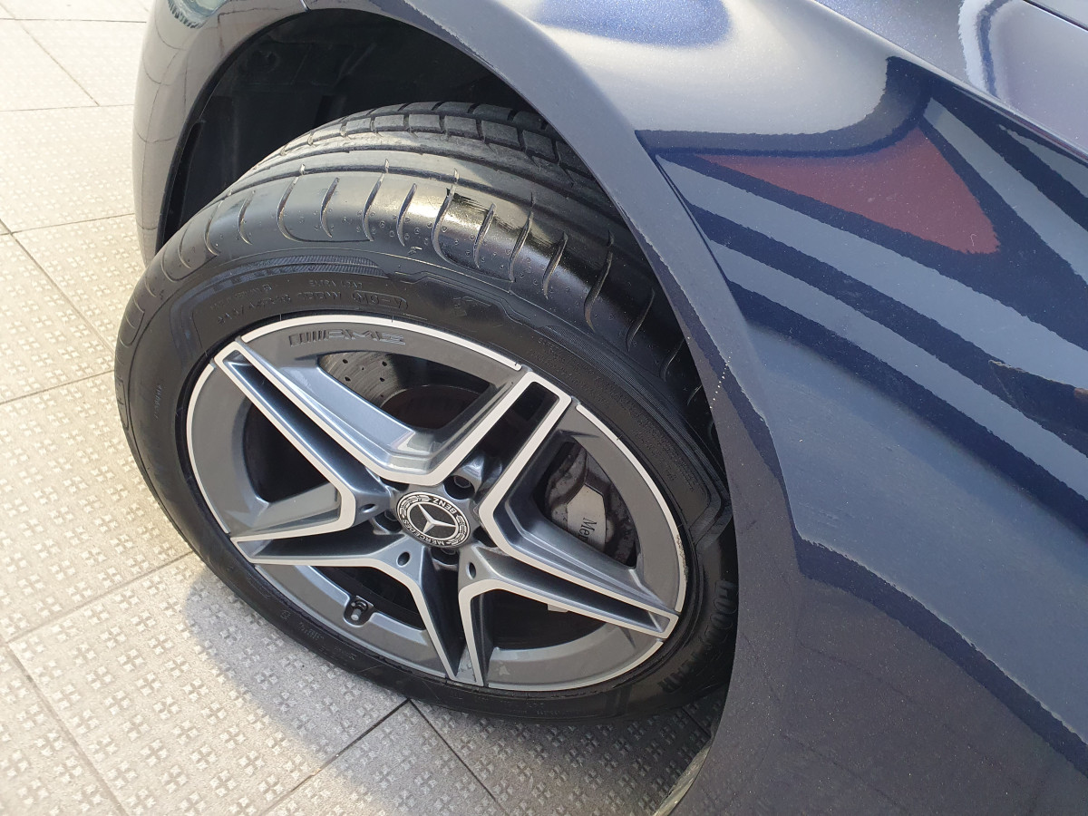 MERCEDES E 300 DE STATION AMG LINE