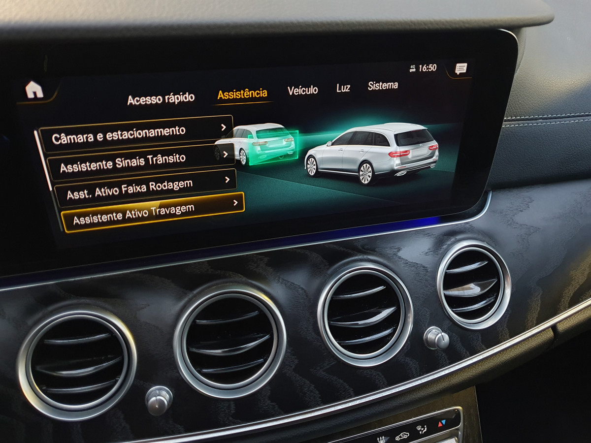 MERCEDES E 300 DE STATION AMG LINE