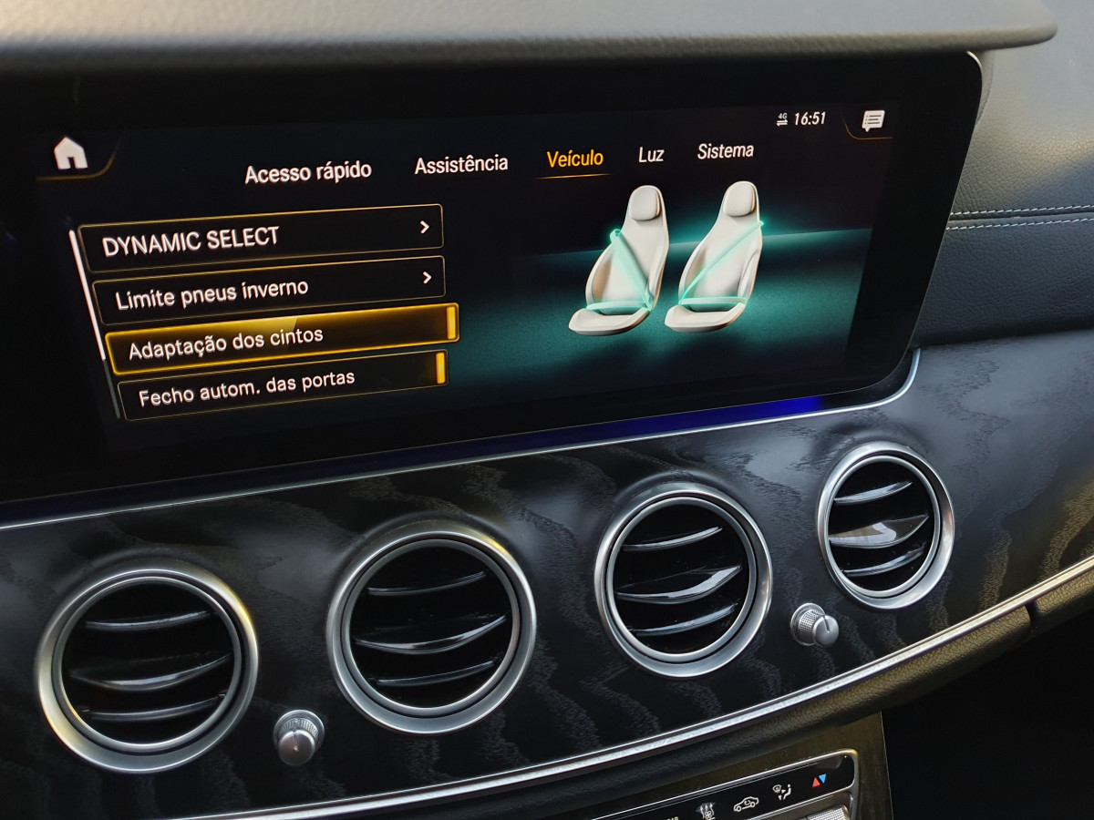 MERCEDES E 300 DE STATION AMG LINE