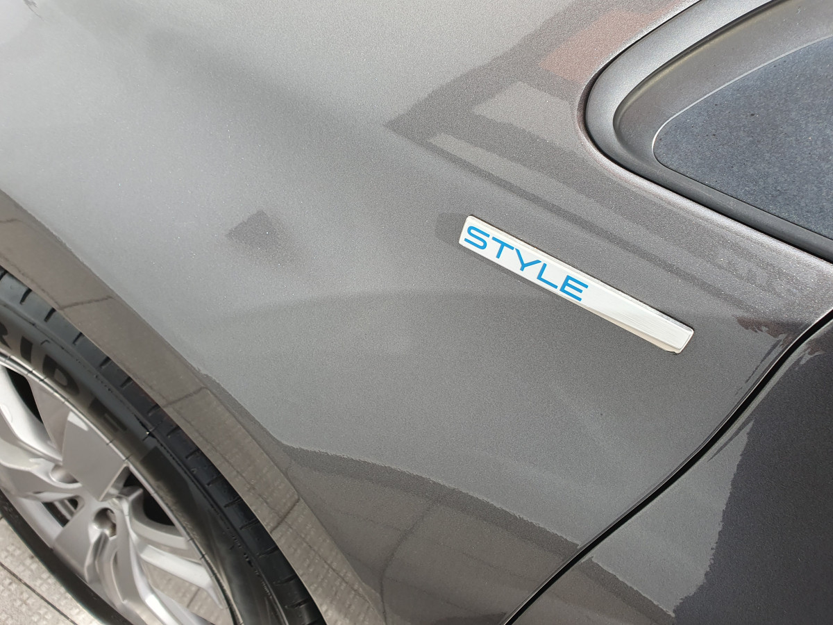 PEUGEOT 2008 1.6 BLUE-HDI STYLE