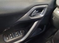 PEUGEOT 2008 1.6 BLUE-HDI STYLE