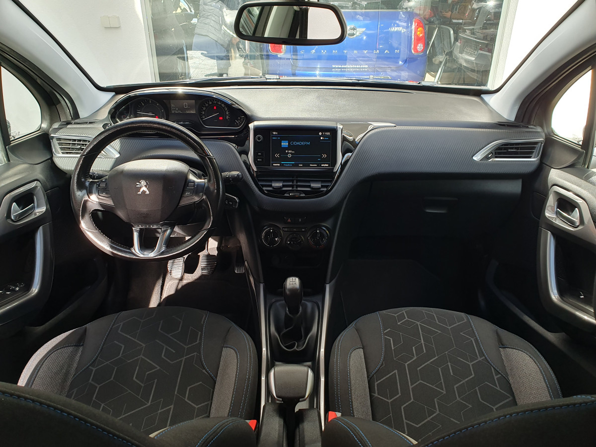 PEUGEOT 2008 1.6 BLUE-HDI STYLE