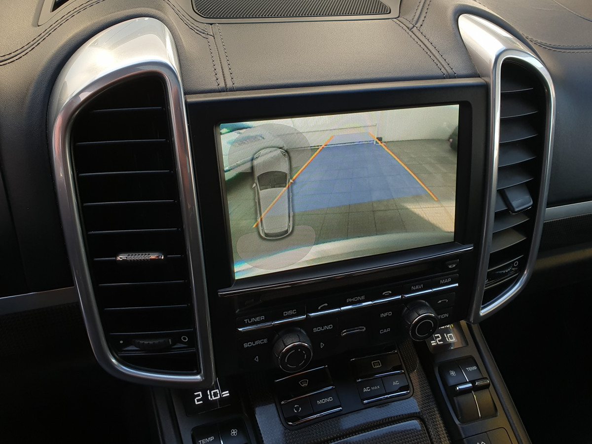 PORSCHE CAYENNE S HYBRID