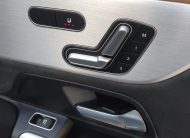 MERCEDES GLA 250 E AMG LINE