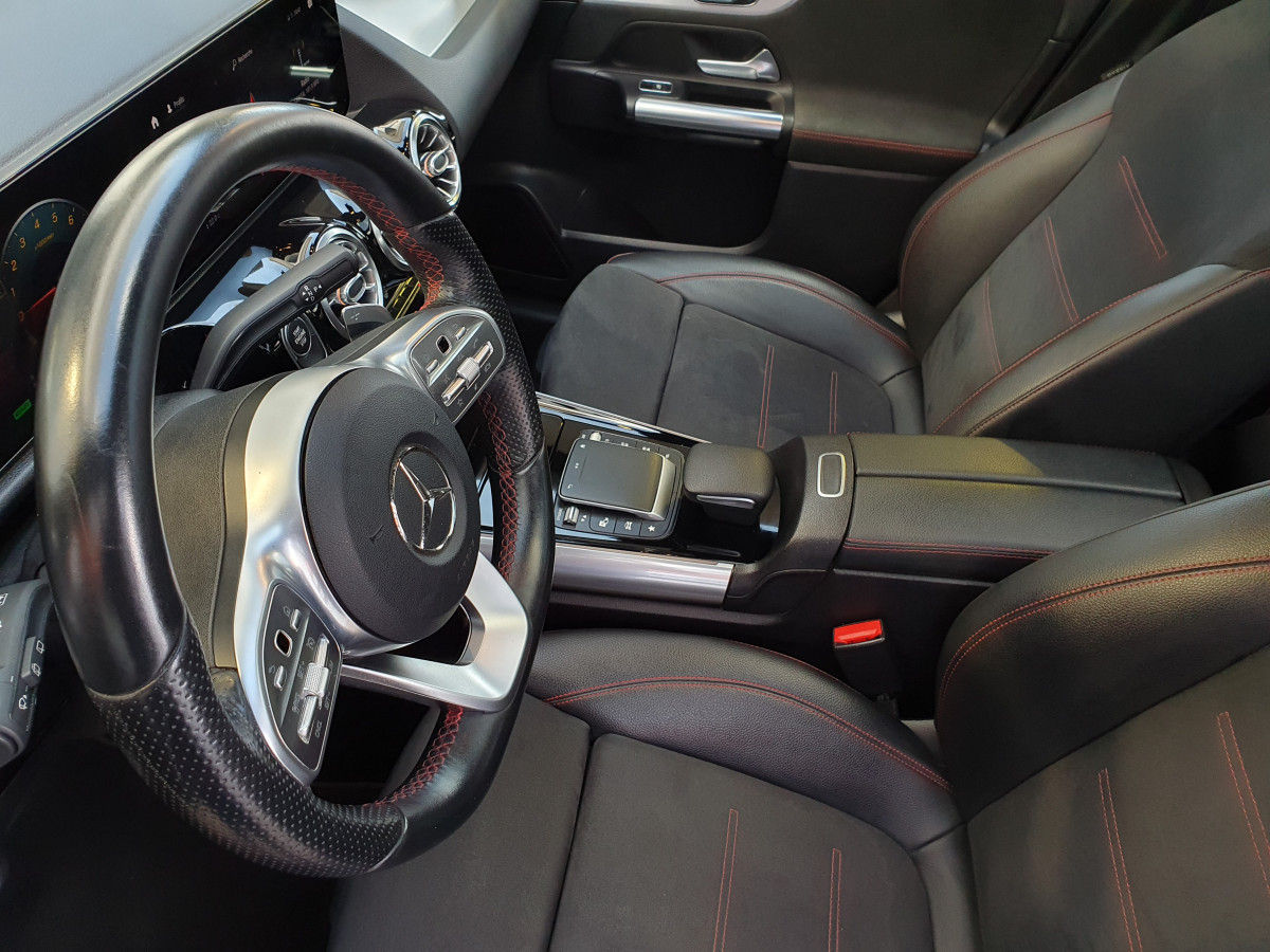 MERCEDES GLA 250 E AMG LINE