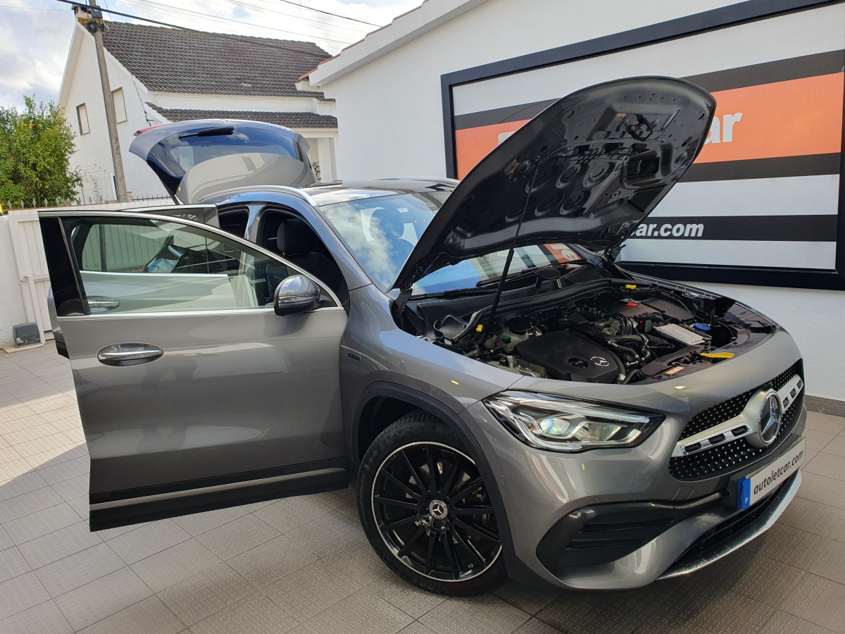 MERCEDES GLA 250 E AMG LINE