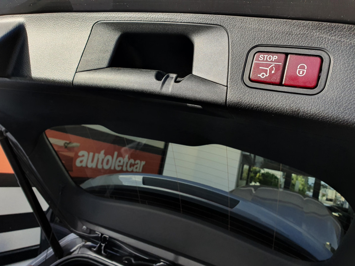 MERCEDES GLA 250 E AMG LINE