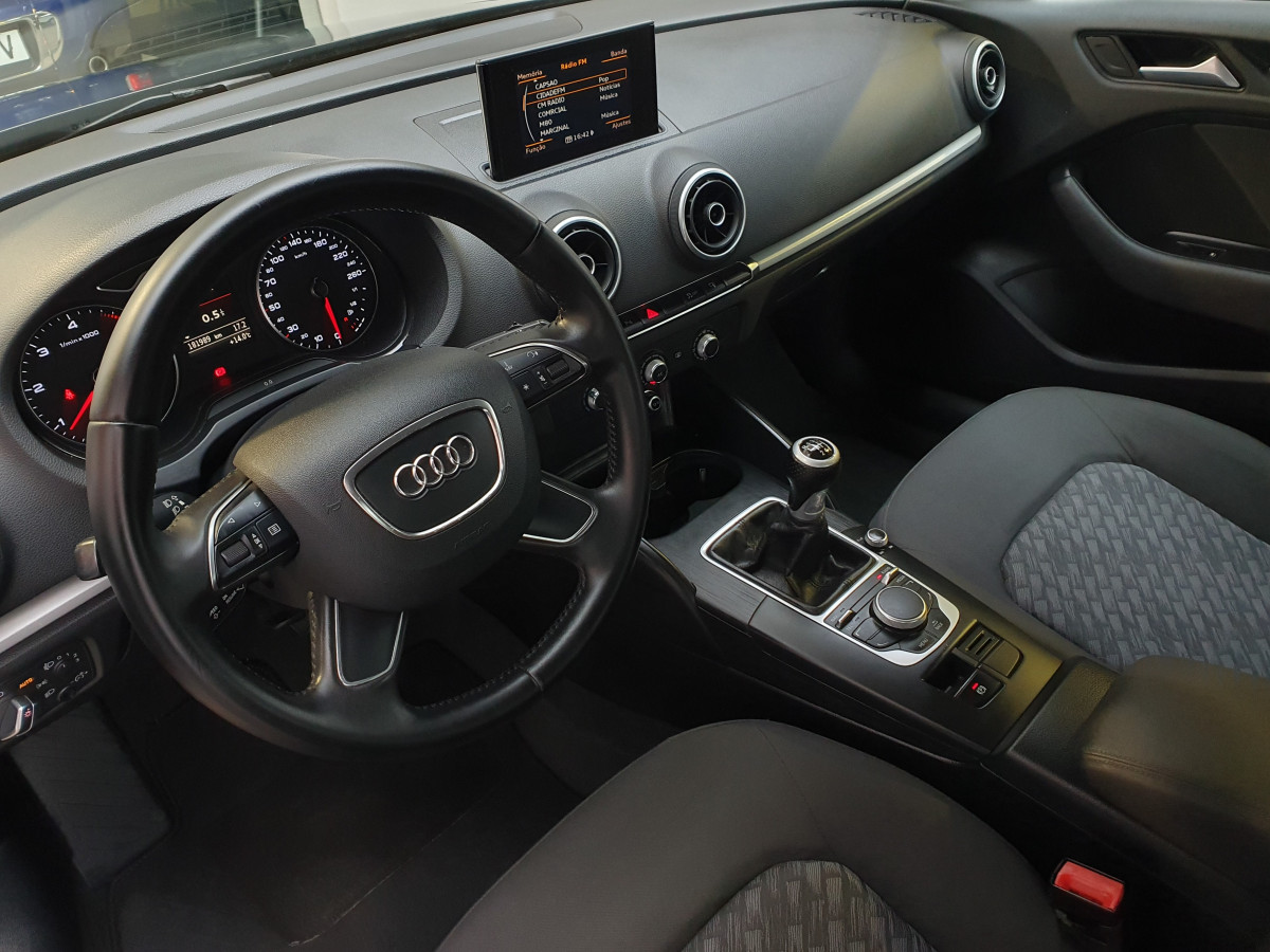 AUDI A3 SPORTBACK 1.6 TDI ADVANCE