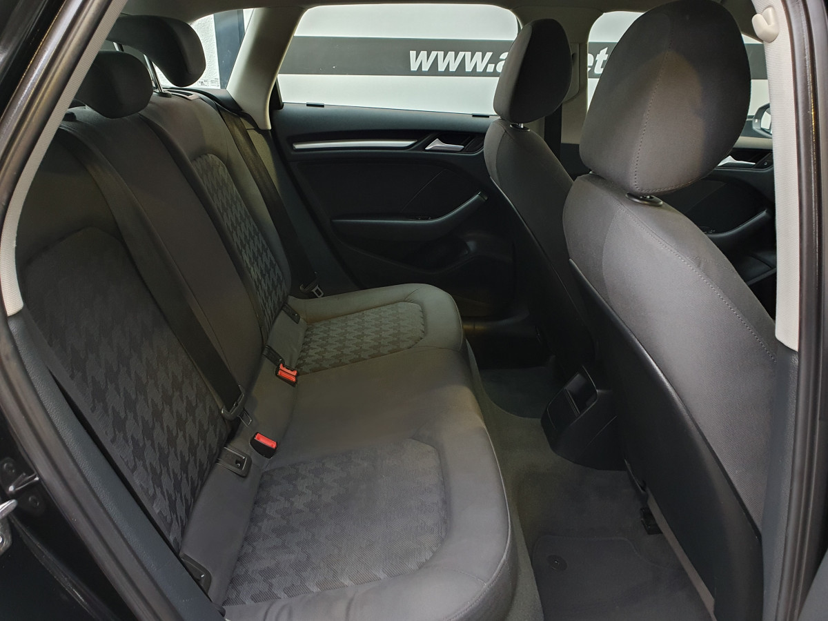AUDI A3 SPORTBACK 1.6 TDI ADVANCE