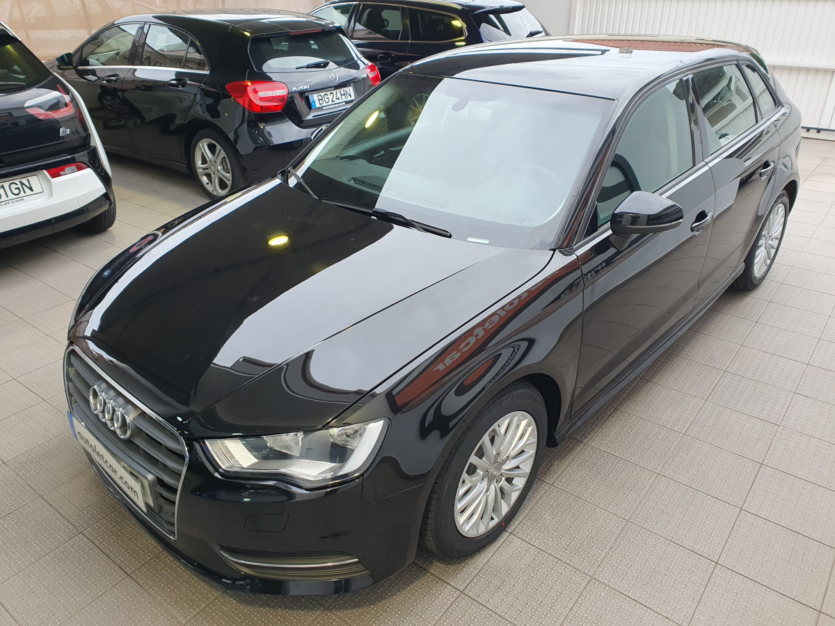 AUDI A3 SPORTBACK 1.6 TDI ADVANCE