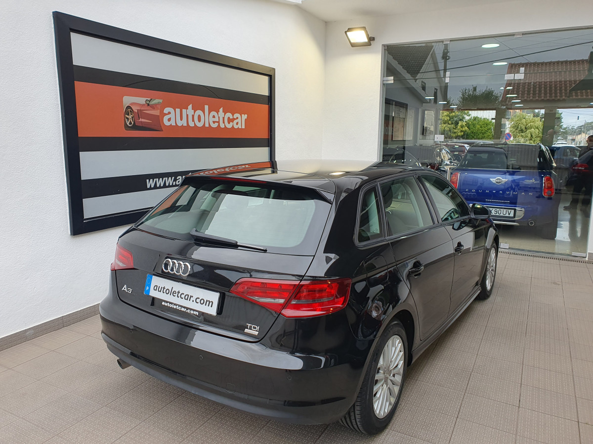 AUDI A3 SPORTBACK 1.6 TDI ADVANCE