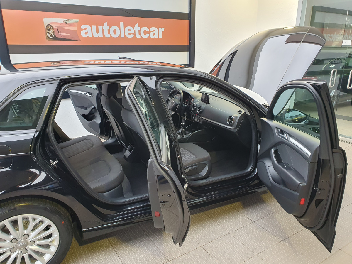 AUDI A3 SPORTBACK 1.6 TDI ADVANCE