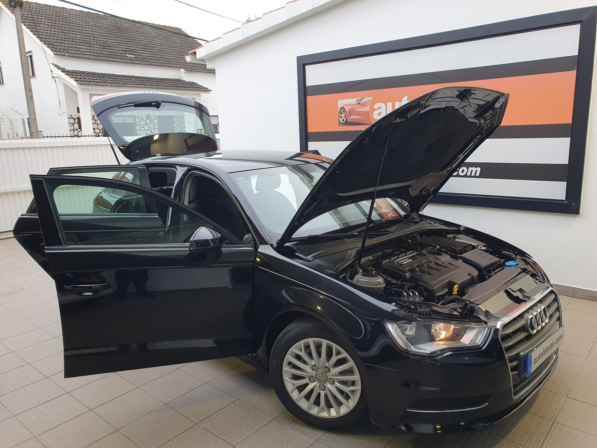 AUDI A3 SPORTBACK 1.6 TDI ADVANCE