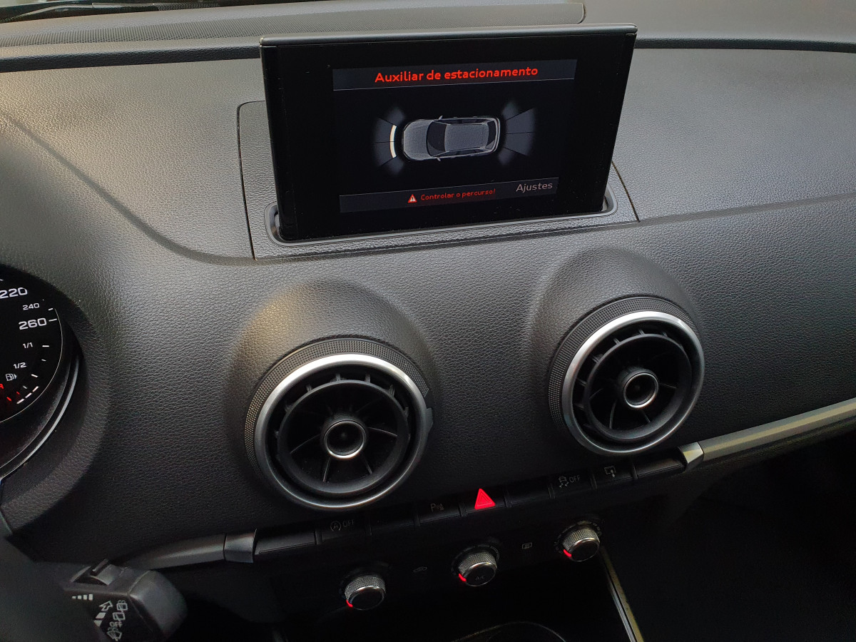 AUDI A3 SPORTBACK 1.6 TDI ADVANCE