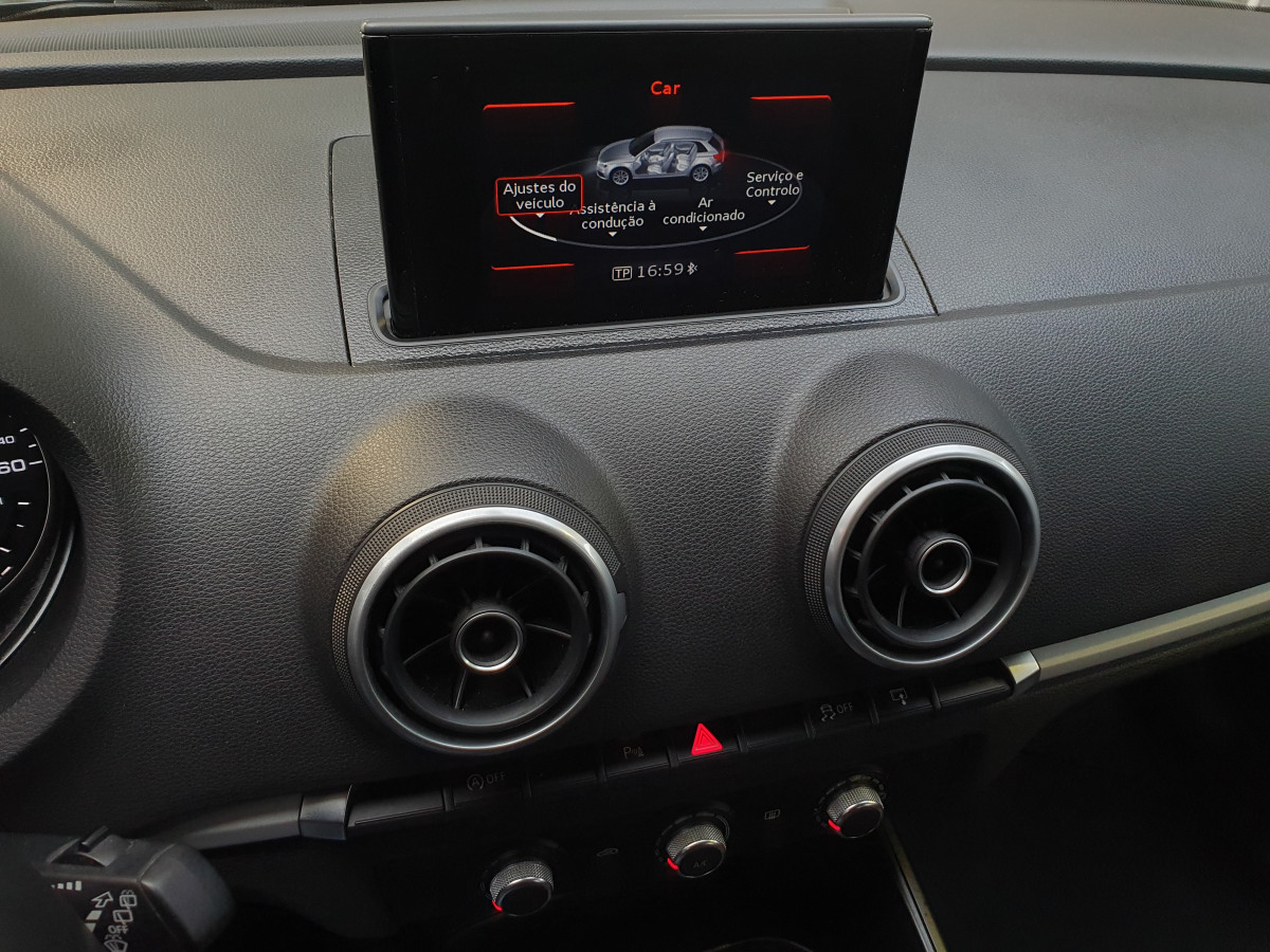 AUDI A3 SPORTBACK 1.6 TDI ADVANCE