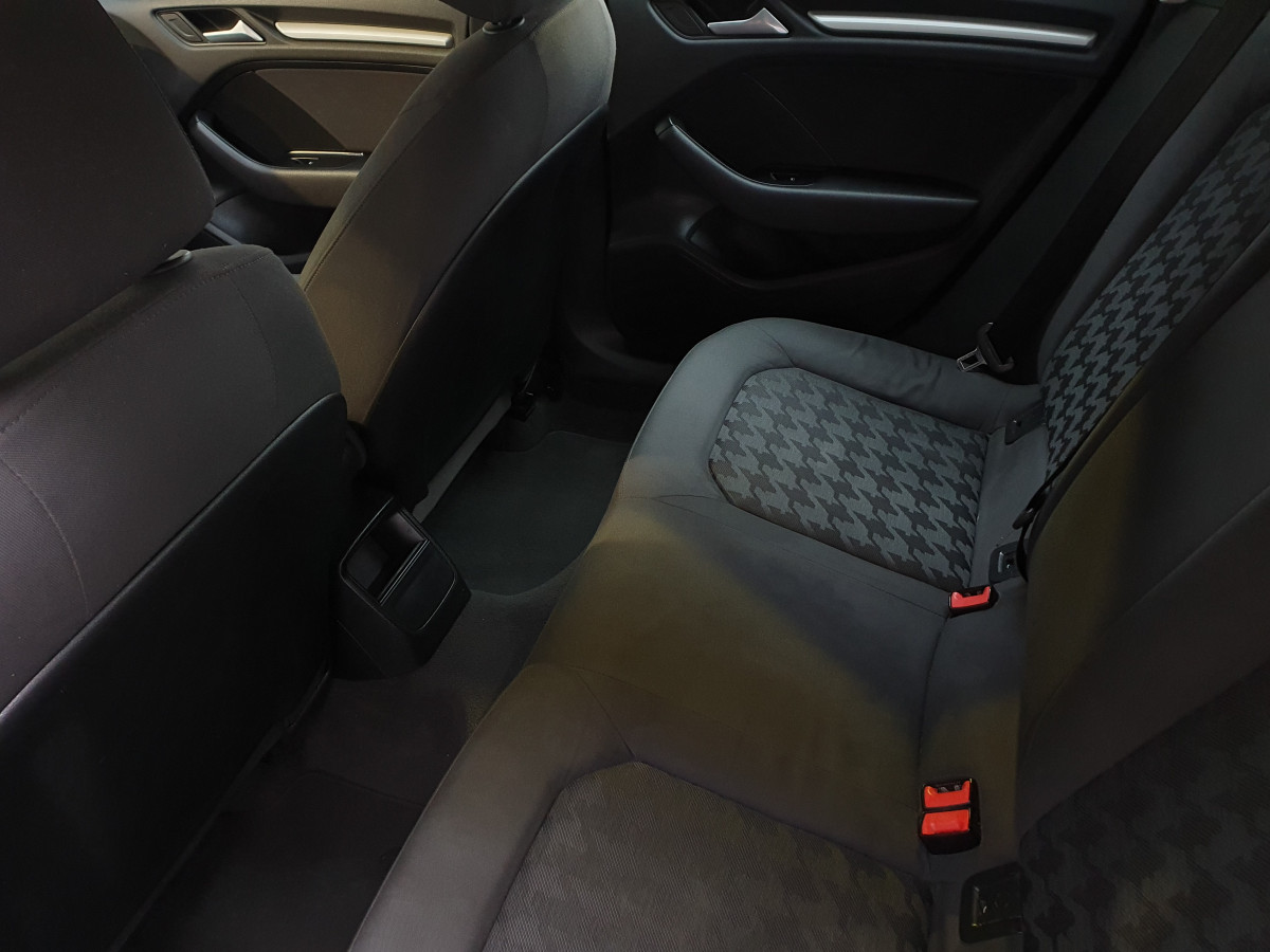 AUDI A3 SPORTBACK 1.6 TDI ADVANCE