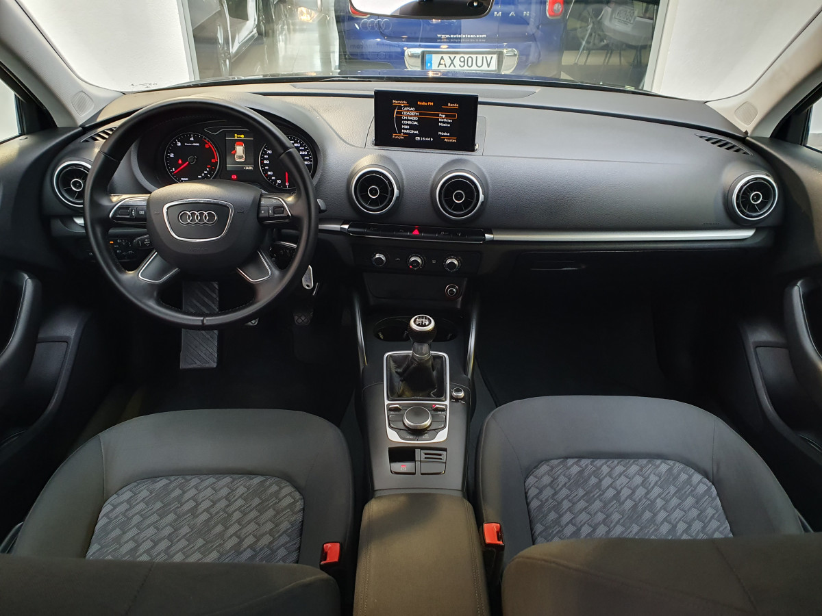 AUDI A3 SPORTBACK 1.6 TDI ADVANCE