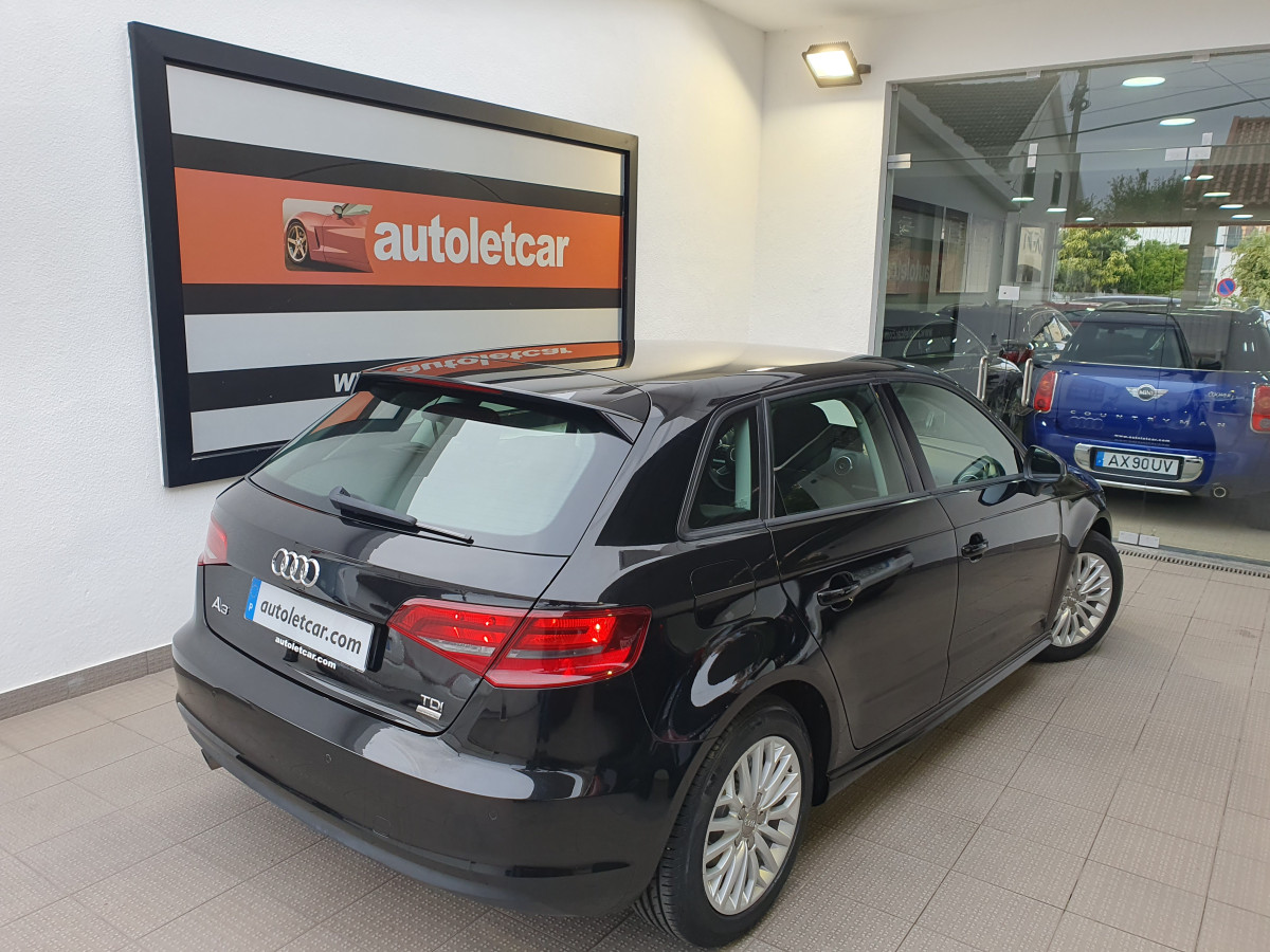 AUDI A3 SPORTBACK 1.6 TDI ADVANCE