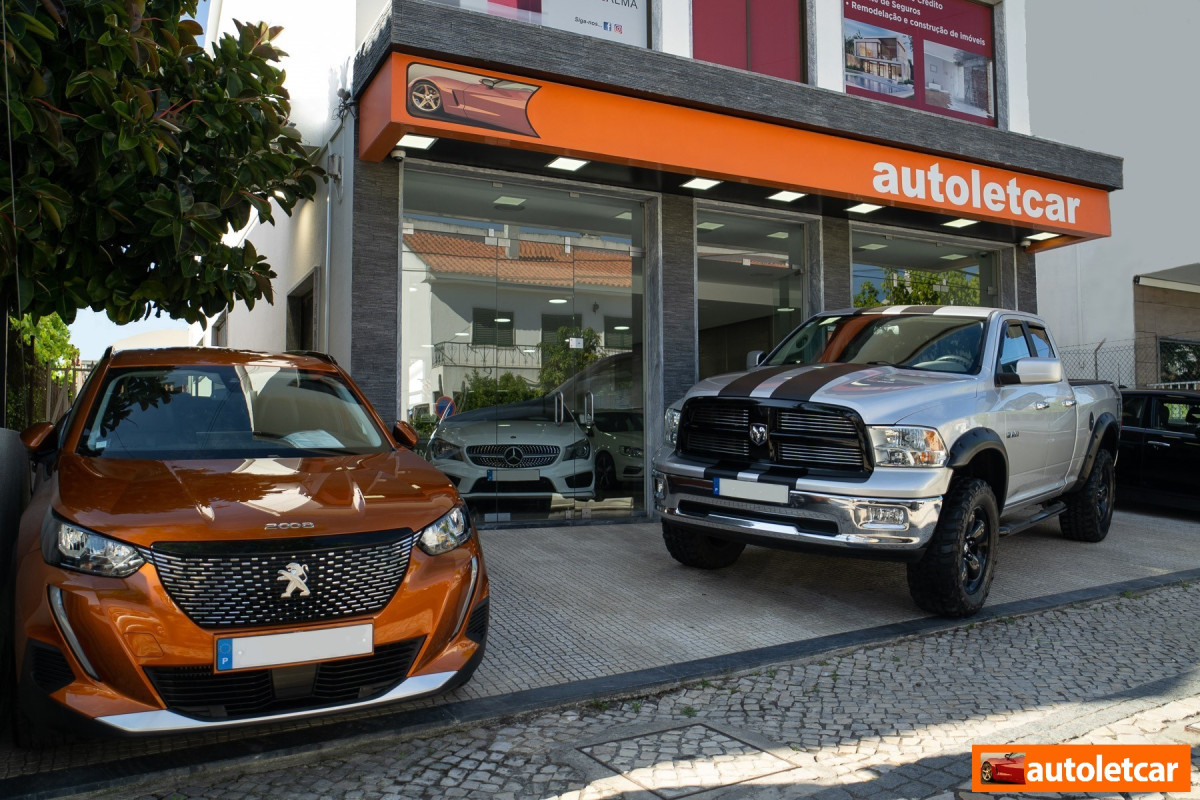 PEUGEOT 2008 1.6 BLUE-HDI STYLE