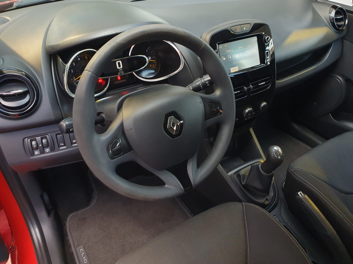 RENAULT CLIO SPORT TOURER 1.5 DCI