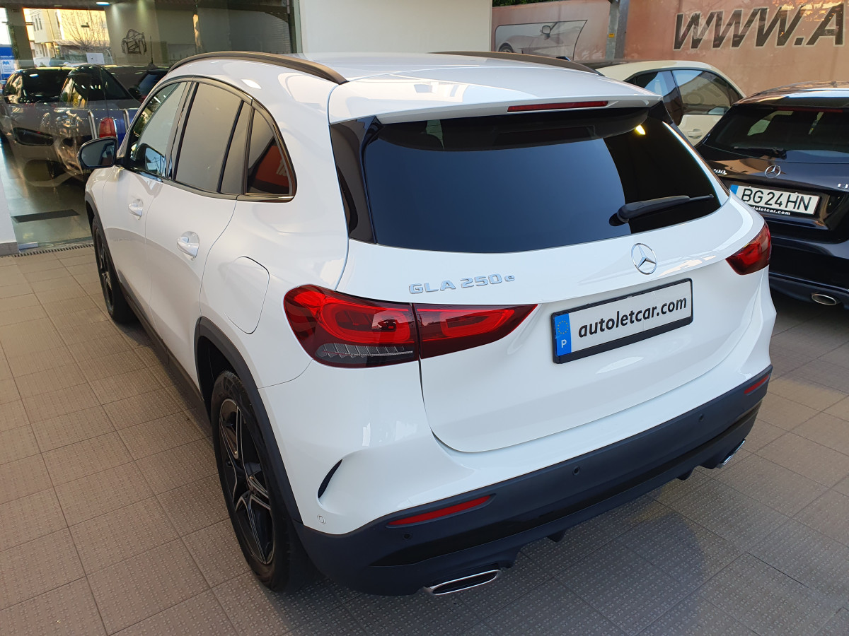 MERCEDES GLA 250 E AMG LINE