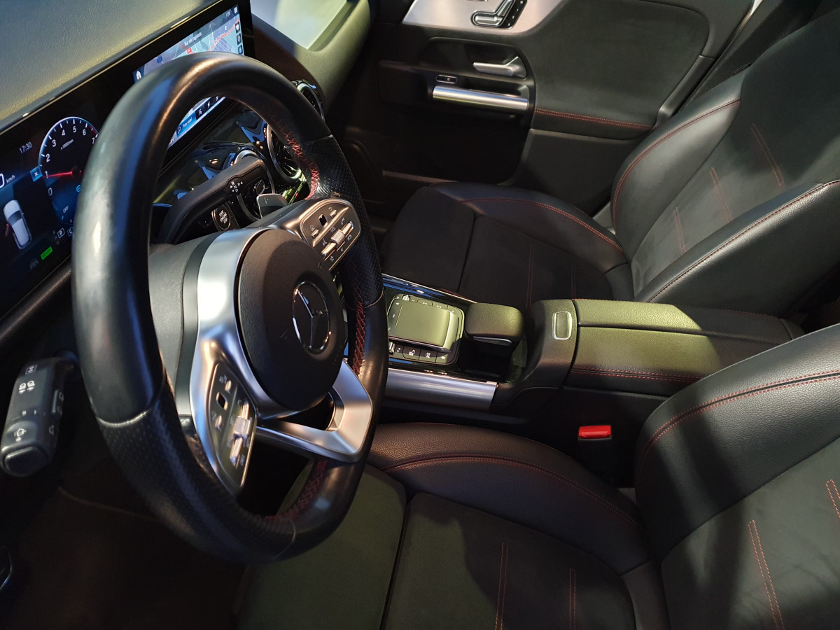 MERCEDES GLA 250 E AMG LINE