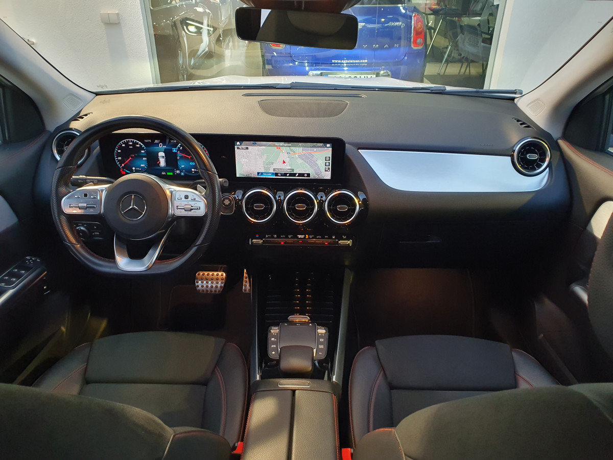 MERCEDES GLA 250 E AMG LINE