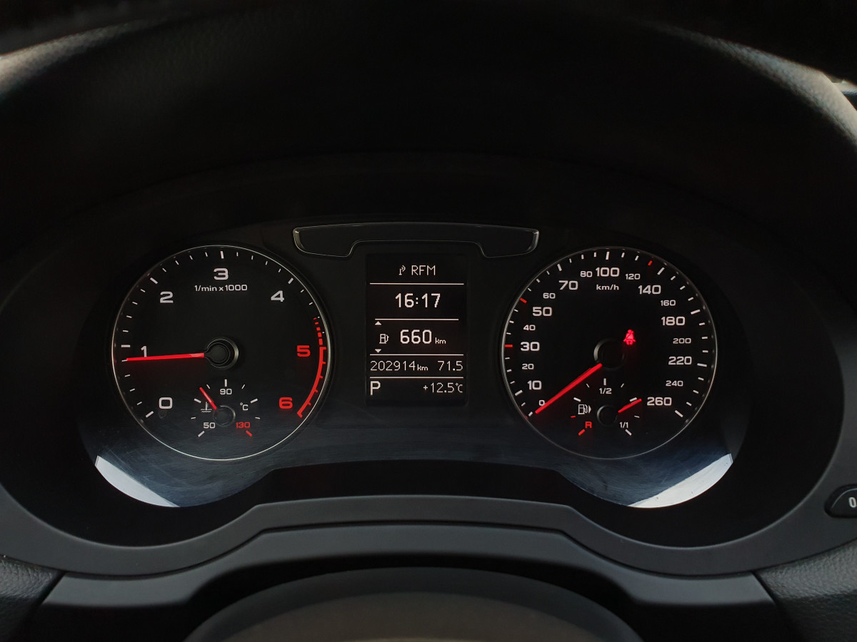 AUDI Q3 2.0 TDI STRONIC QUATTRO