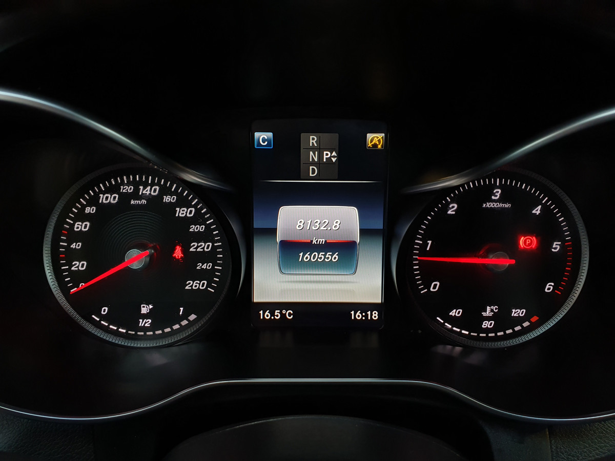 MERCEDES C 220 D STATION AMG LINE AUTO