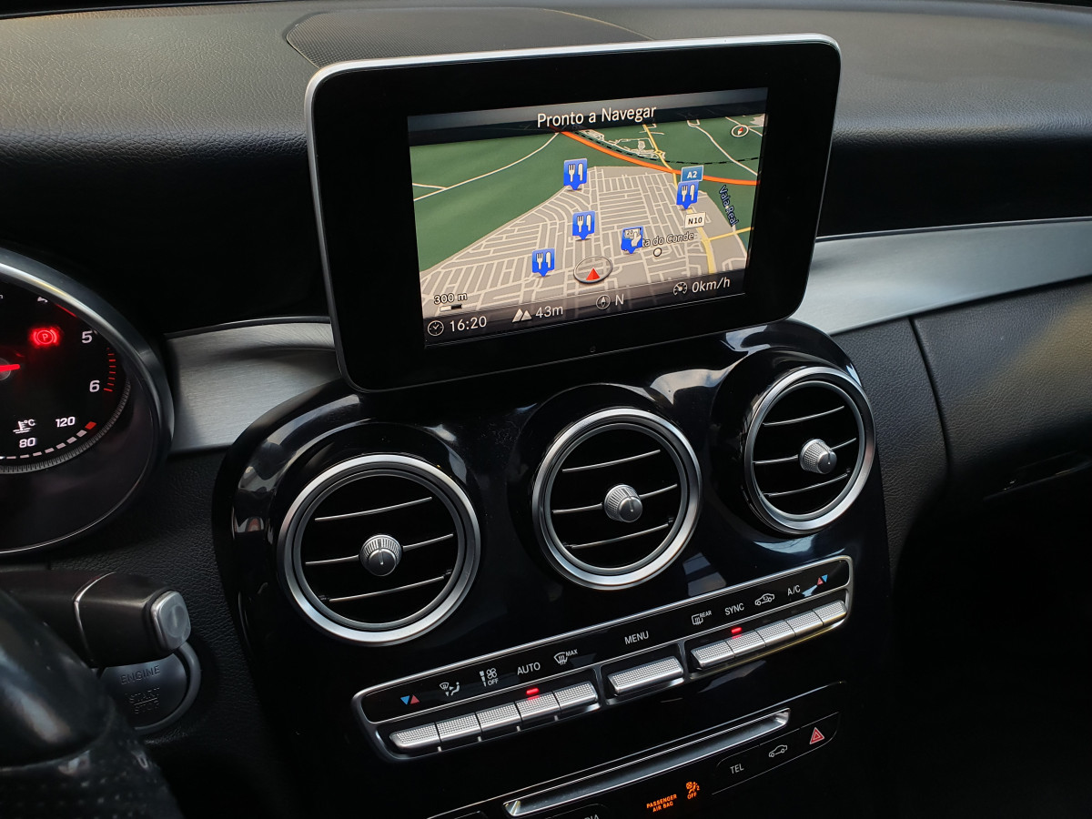 MERCEDES C 220 D STATION AMG LINE AUTO