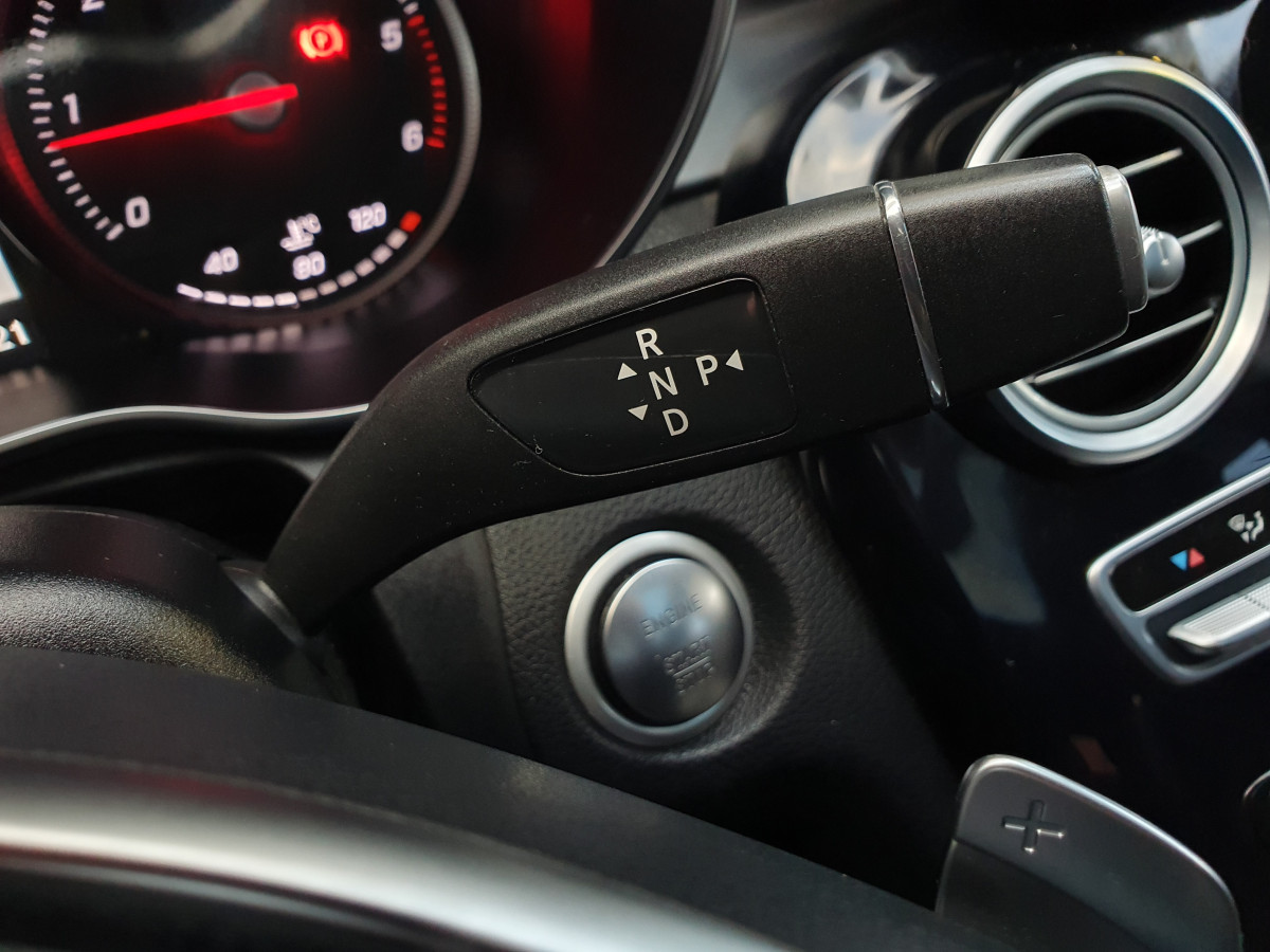 MERCEDES C 220 D STATION AMG LINE AUTO